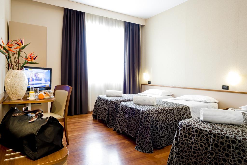 Hotel Ristorante Dragonara San Giovanni Teatino Bilik gambar