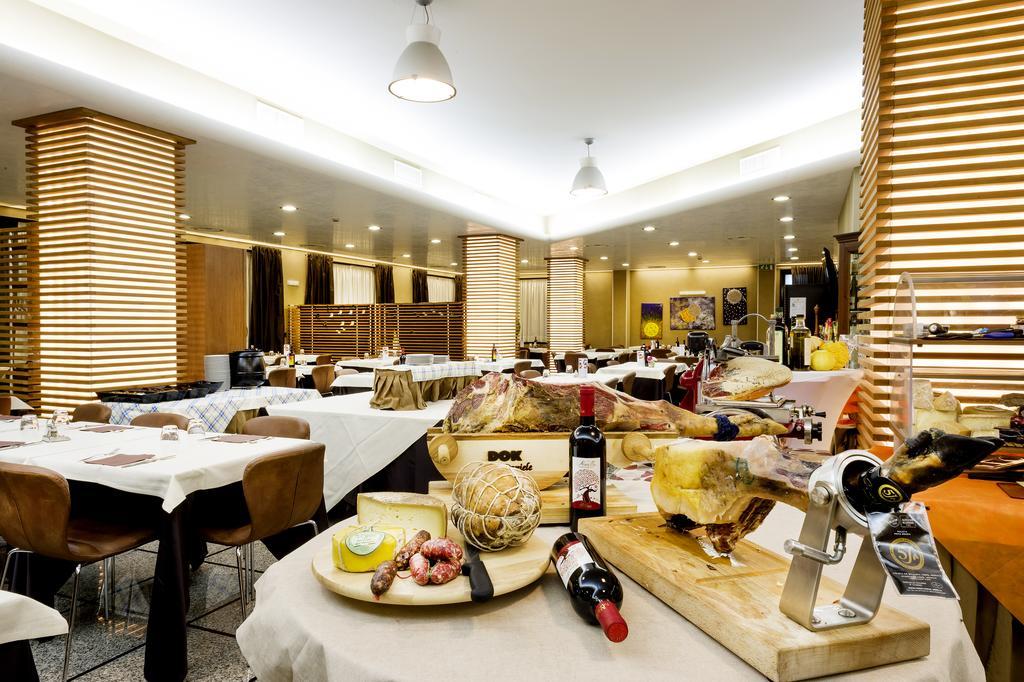 Hotel Ristorante Dragonara San Giovanni Teatino Luaran gambar